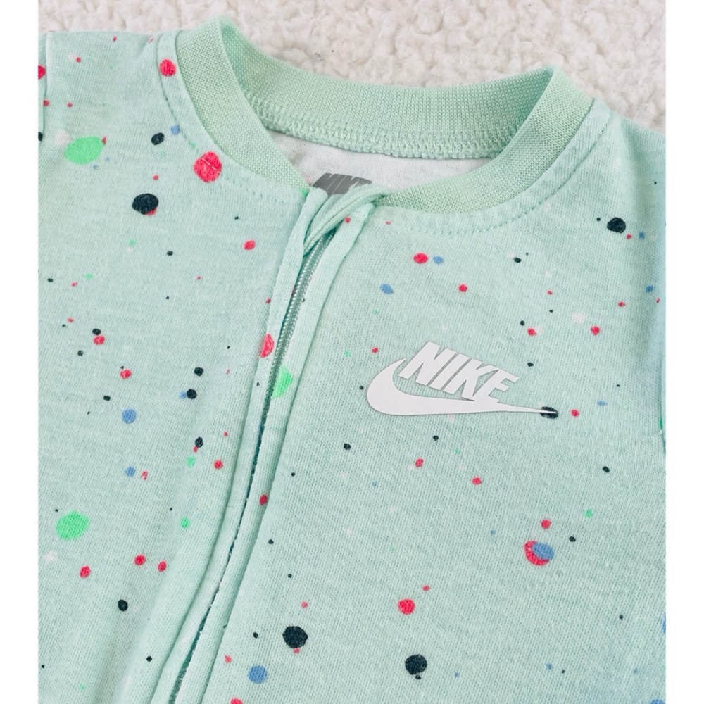 NIKE • Mint/Multi Dotted Sleeper Footie Pajamas, 6M - Picture 7 of 15